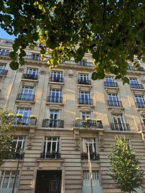 Un Studio Cosy Au Coeur De Paris 17 Batignolles , Monceau 外观 照片